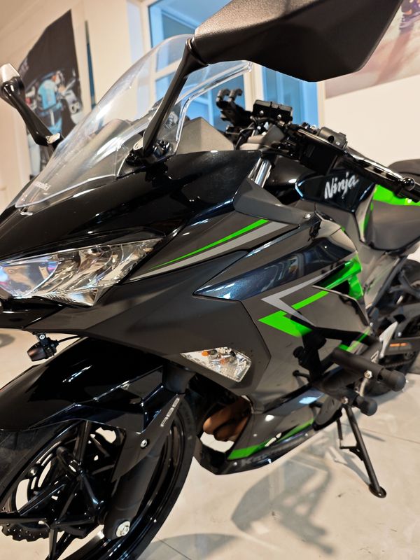 二手川崎Ninja 400
