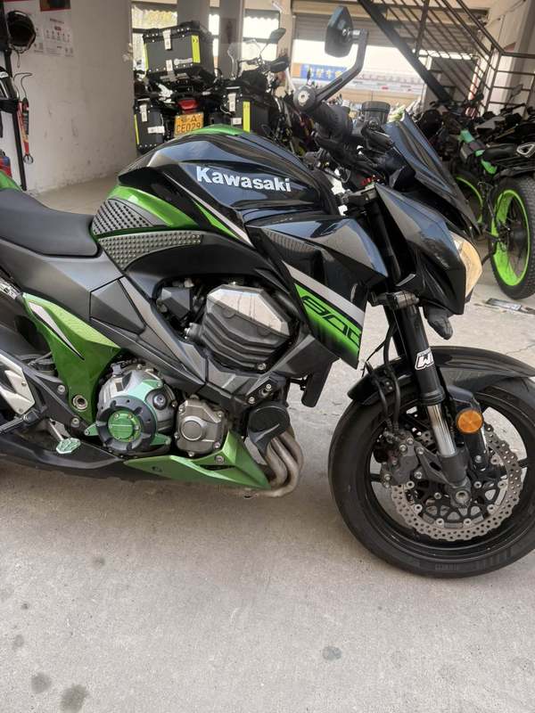 二手川崎Z800 
