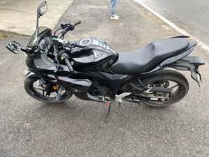 二手济南铃木极客飒 Gixxer 155