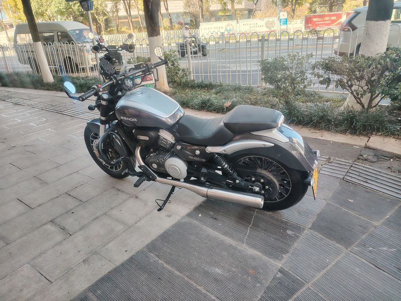 二手奔达Rock300 灰石