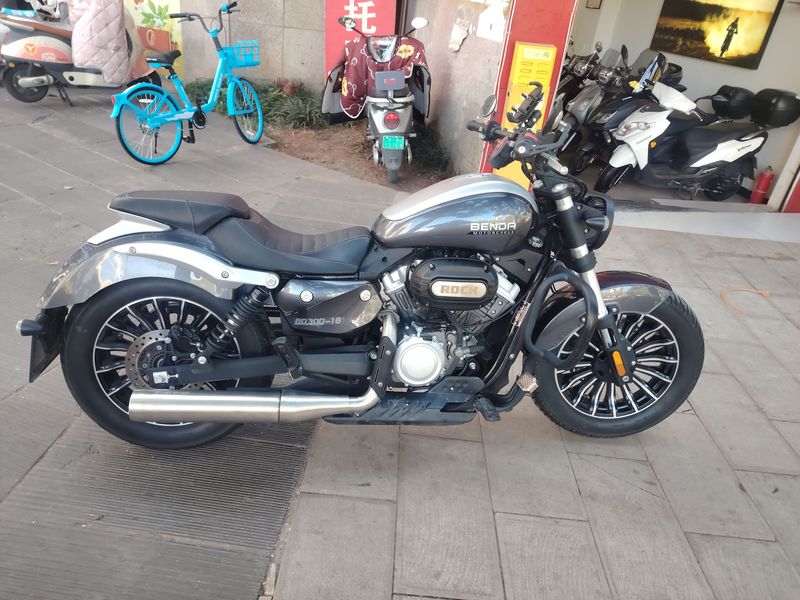 二手奔达Rock300 灰石