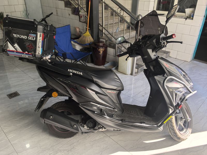 二手新大洲本田裂行 RX125Fi