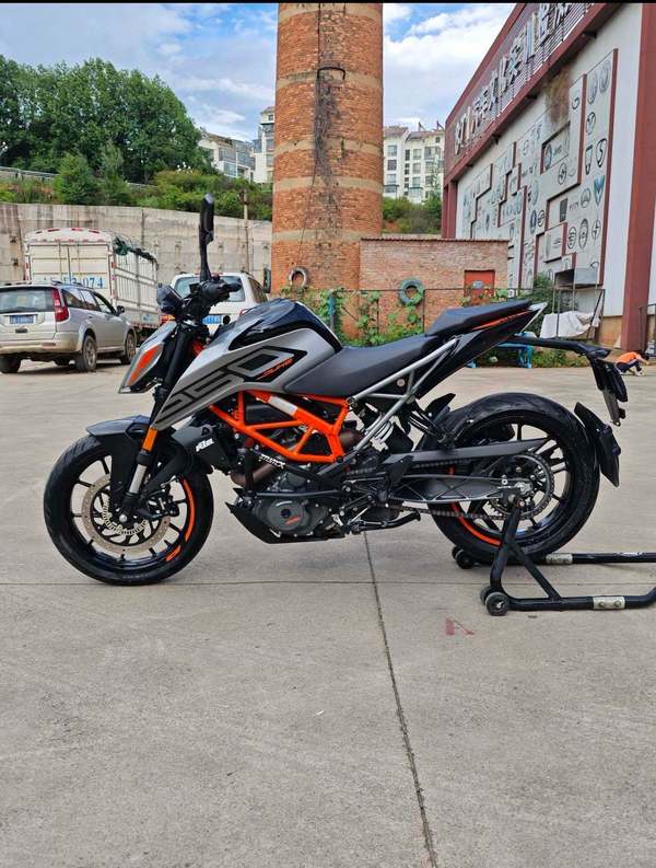 二手KTMR2R250 Duke