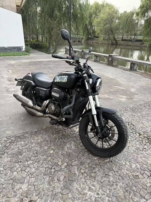 二手QJMOTOR闪300