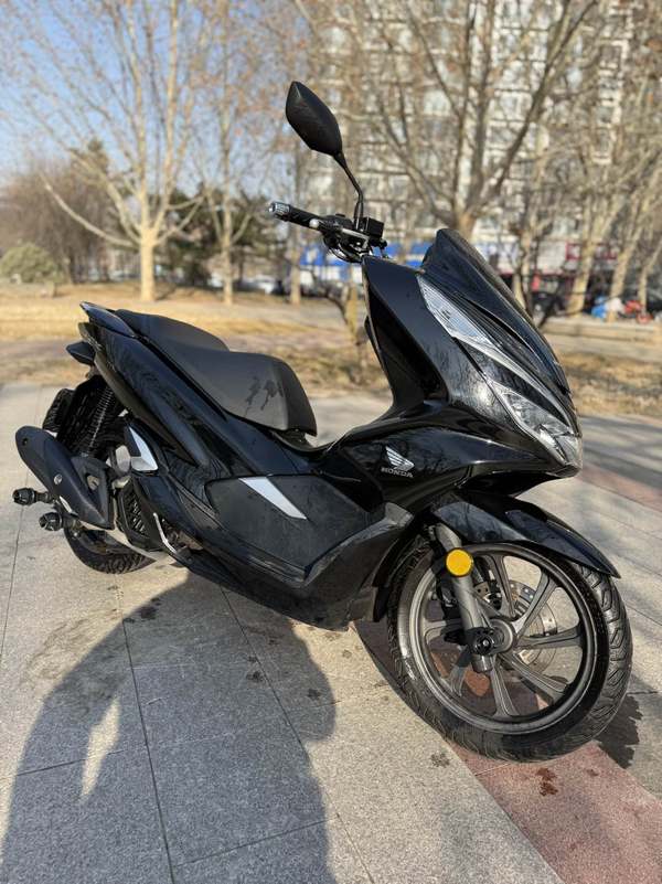 二手五羊本田PCX