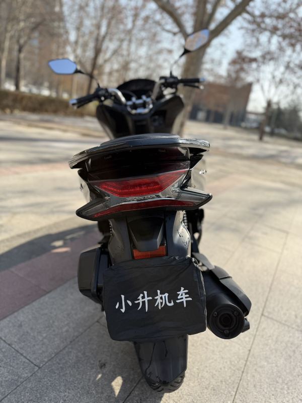 二手五羊本田PCX