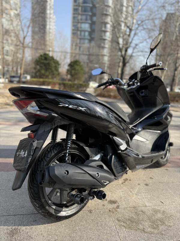 二手五羊本田PCX