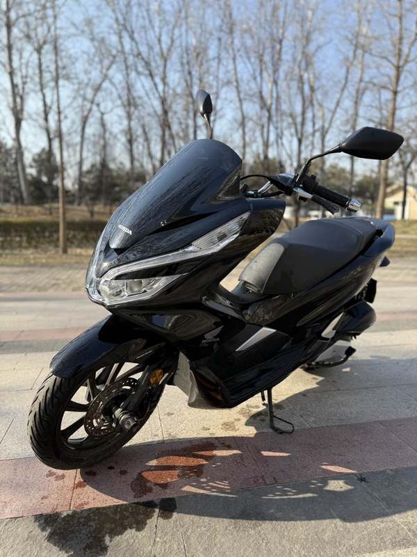 二手五羊本田PCX