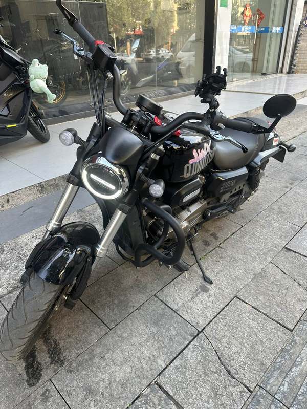 二手QJMOTOR闪300