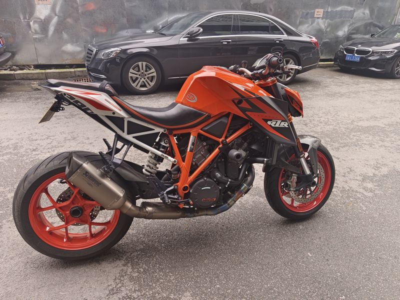 二手KTMR2R1290 Super Duke