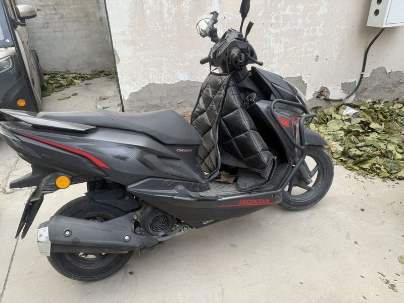 二手新大洲本田裂行 RX125Fi