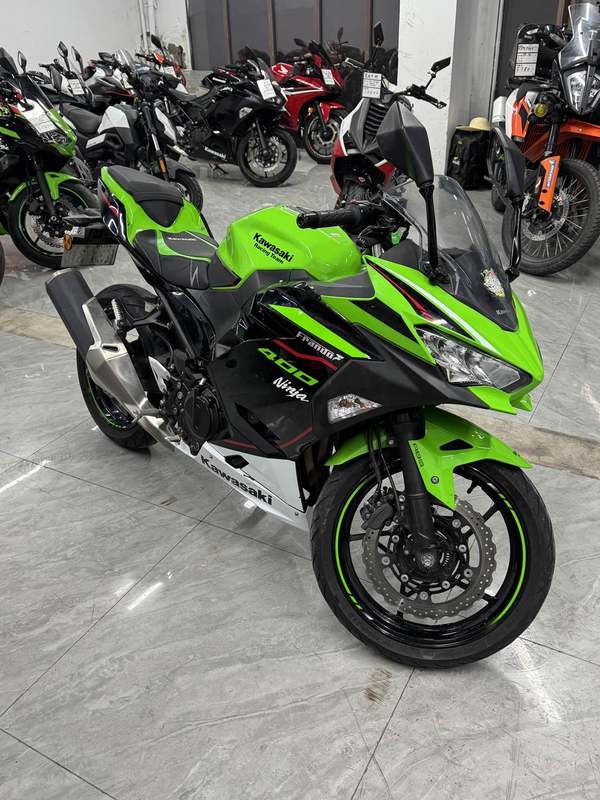 二手川崎Ninja 400