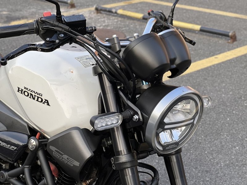 二手五羊本田鸷道 CB190SS