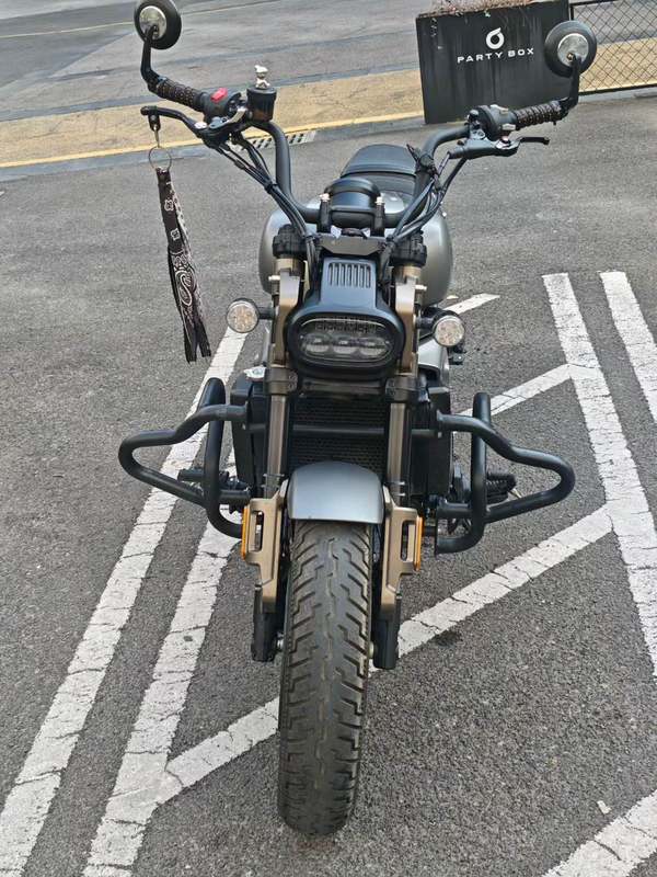 二手QJMOTOR闪700