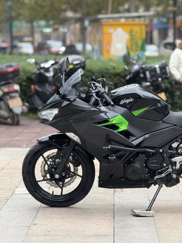二手川崎Ninja 400