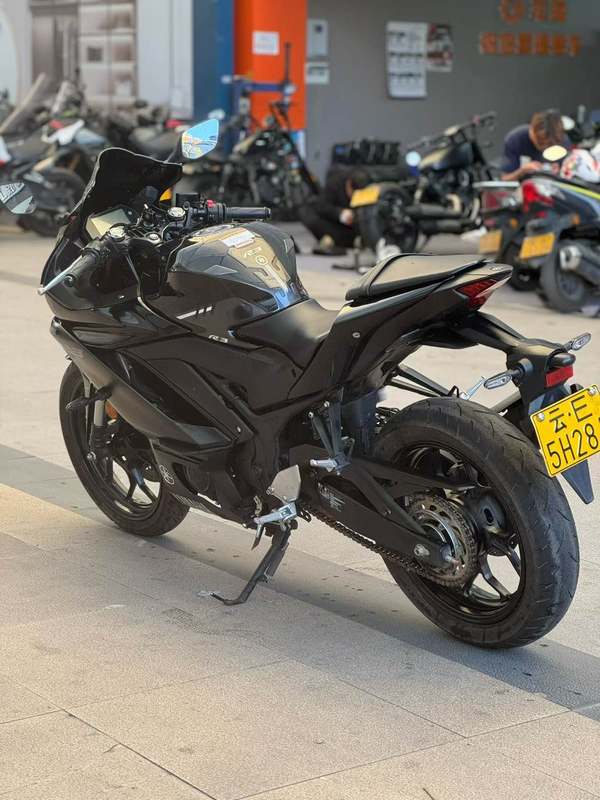 二手雅马哈YZF-R3