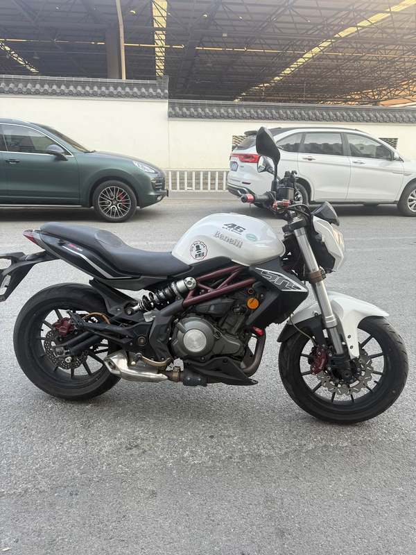 二手贝纳利蓝宝龙 BN302S