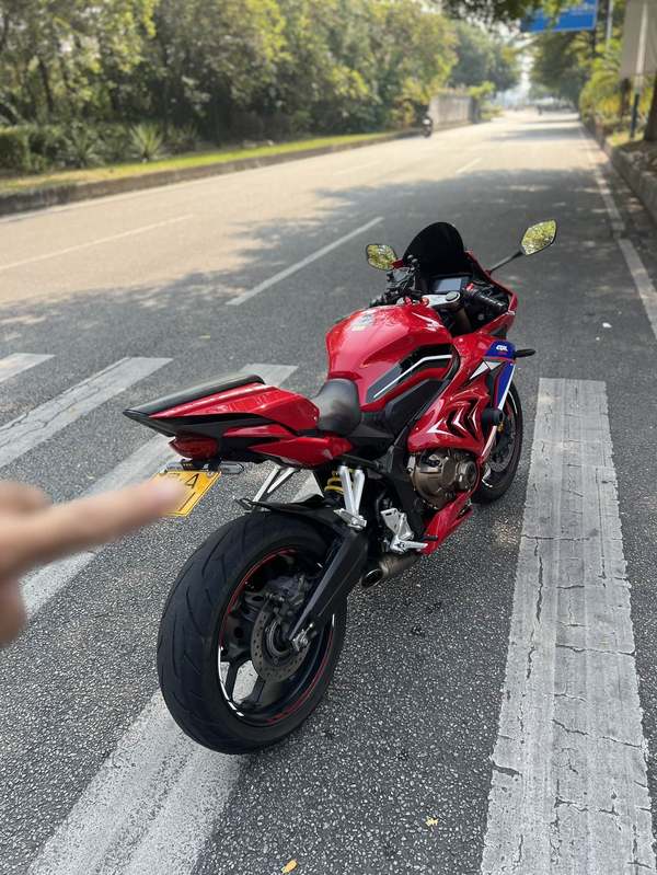 二手本田CBR650R