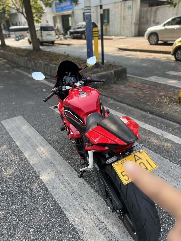 二手本田CBR650R