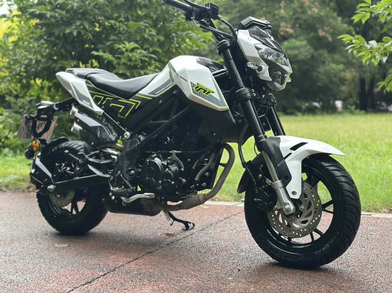 二手贝纳利小暴龙TNT125