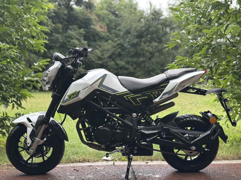 二手贝纳利小暴龙TNT125