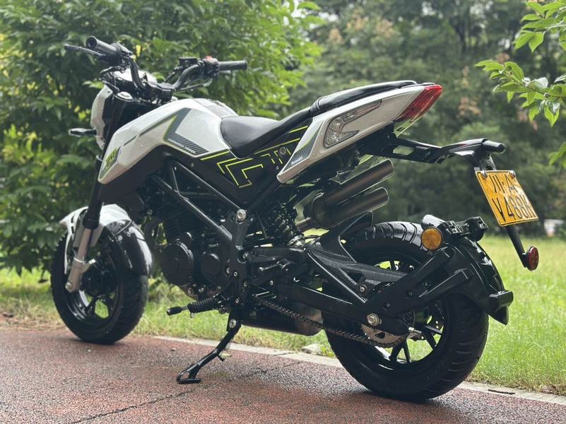 二手贝纳利小暴龙TNT125