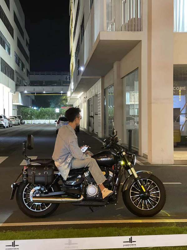 二手奔达Rock300 灰石