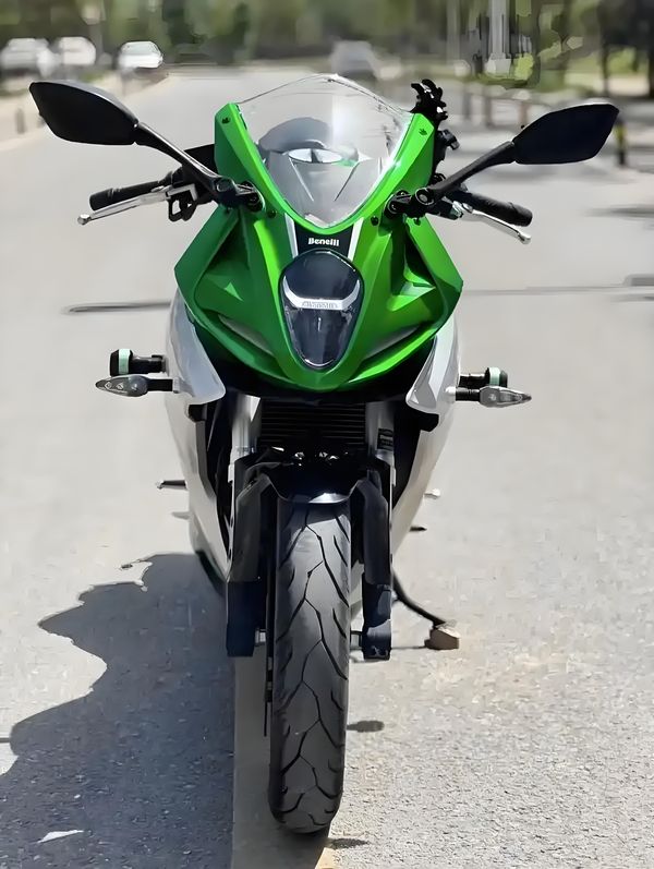 二手贝纳利龙卷风 Tornado 252R