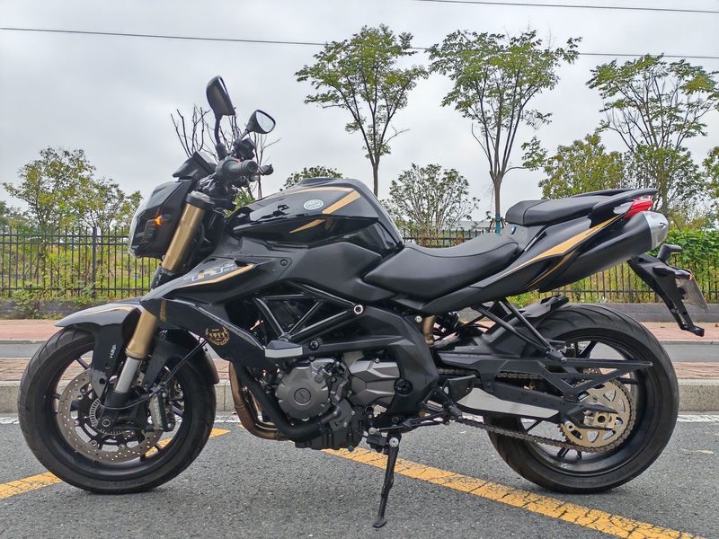 二手贝纳利TNT600i