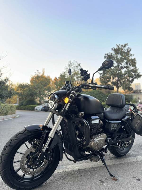 二手QJMOTOR闪300