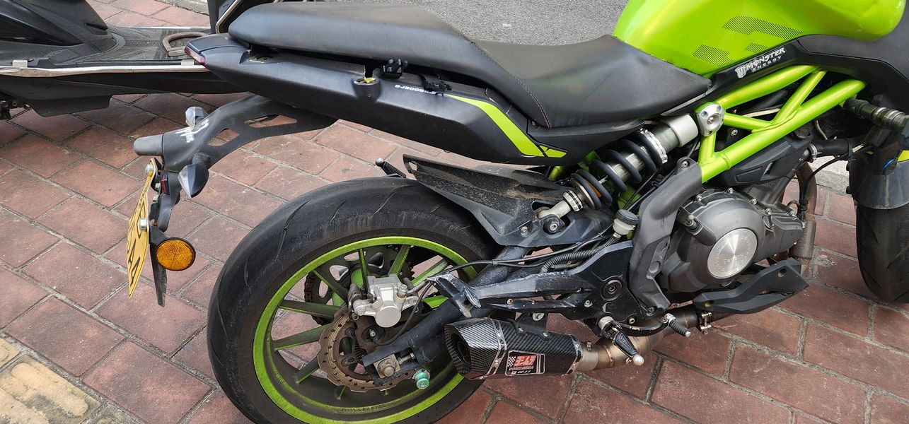 二手贝纳利蓝宝龙 BN302S