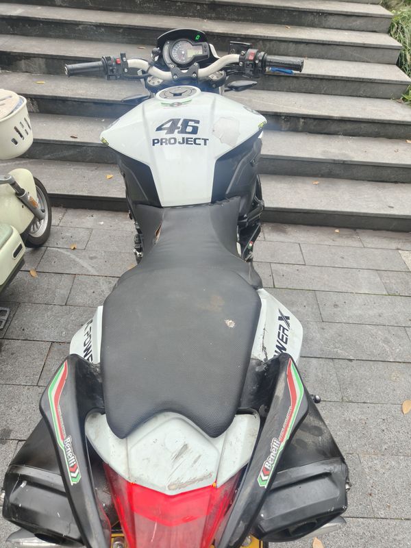 二手贝纳利TNT600i