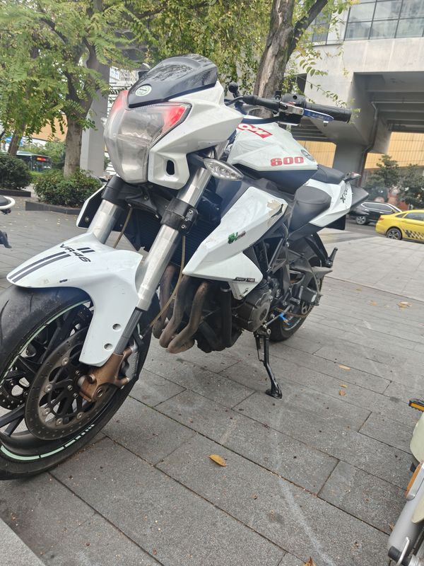 二手贝纳利TNT600i