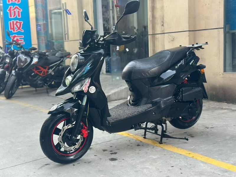 二手三阳小钢侠 CROX