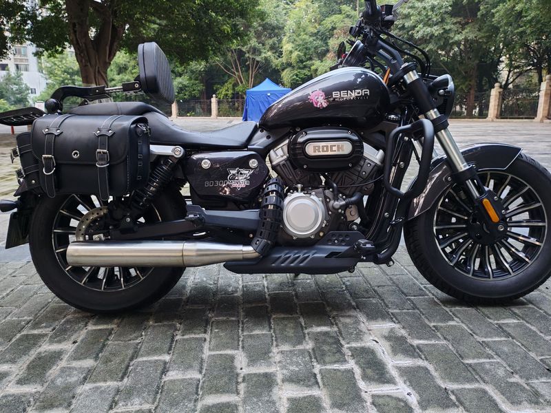 二手奔达Rock300 灰石