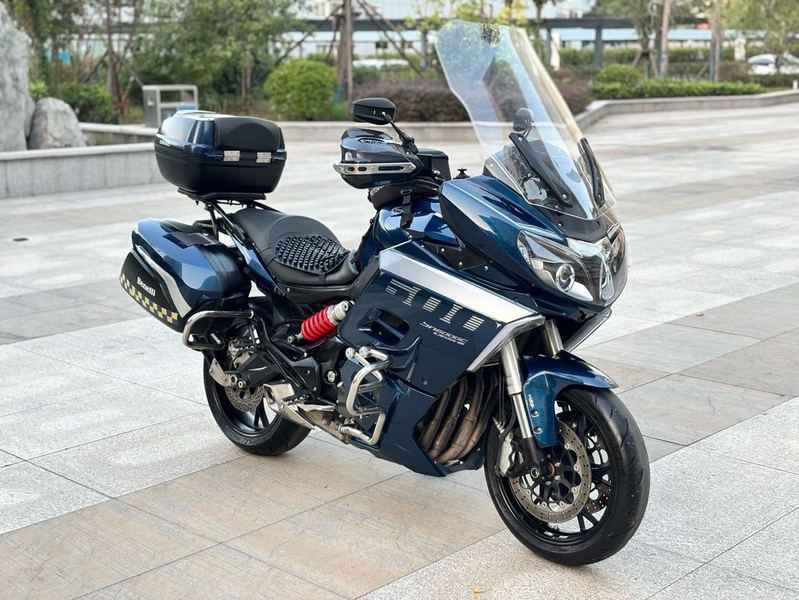 二手贝纳利600GC