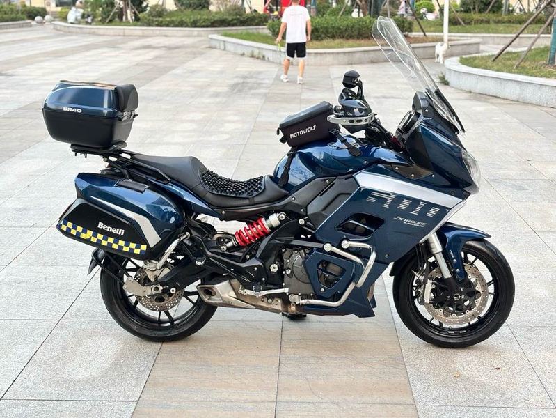 二手贝纳利600GC