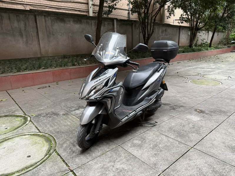 二手新大洲本田裂行 RX125Fi