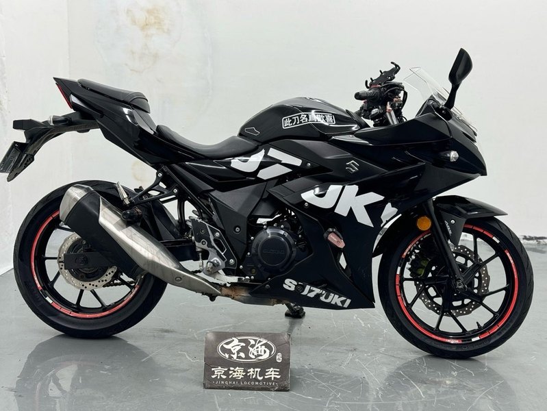 二手豪爵铃木GSX250R