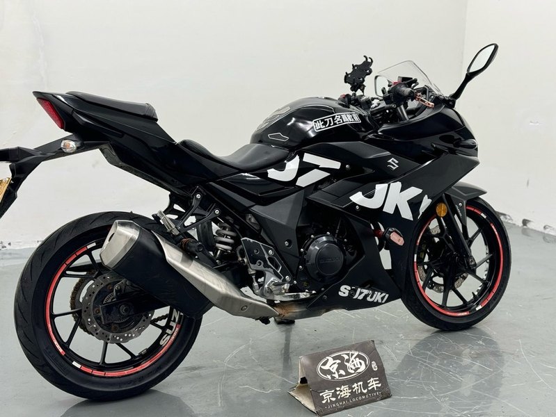 二手豪爵铃木GSX250R