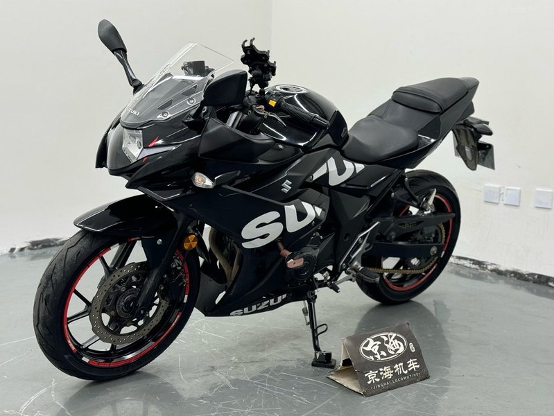 二手豪爵铃木GSX250R