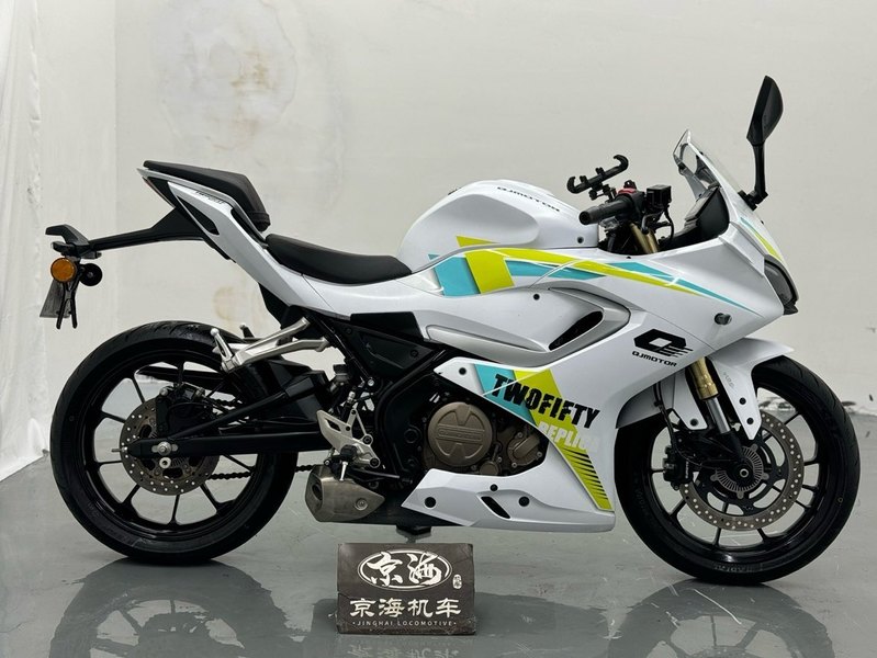 二手QJMOTOR赛250