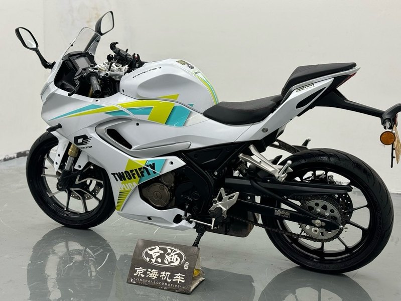 二手QJMOTOR赛250