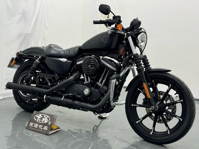 二手哈雷戴维森Iron883 硬汉