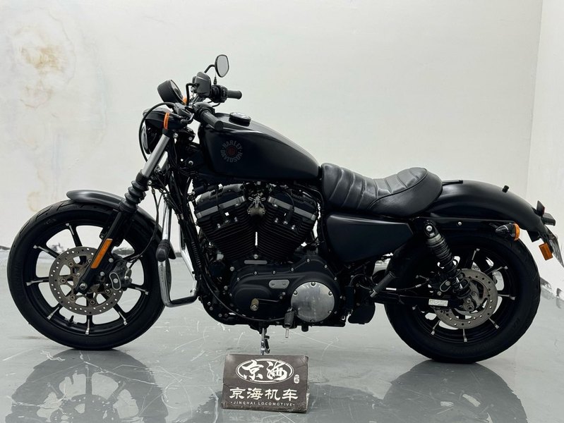 二手哈雷戴维森Iron883 硬汉