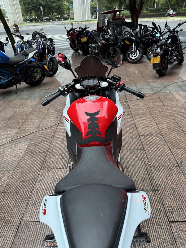 二手QJMOTOR赛400