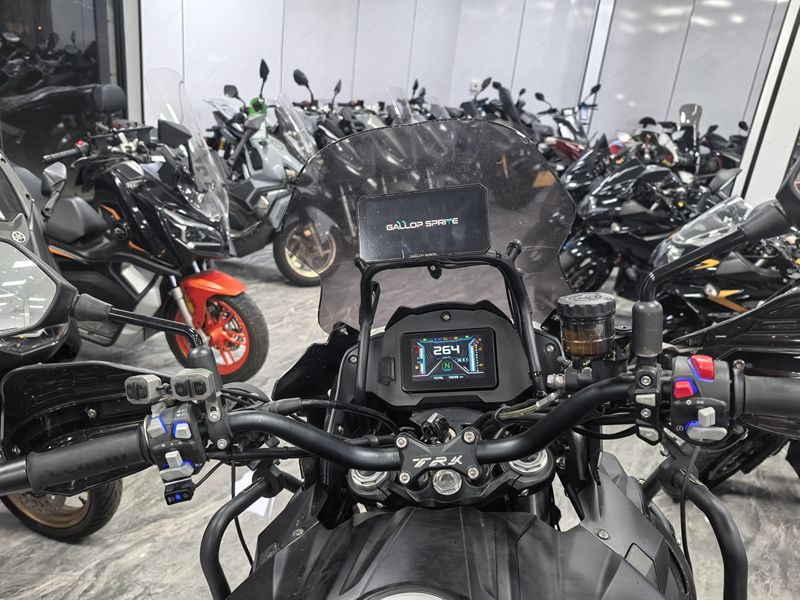 二手贝纳利TRK552