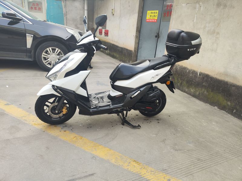 二手五羊本田NX125