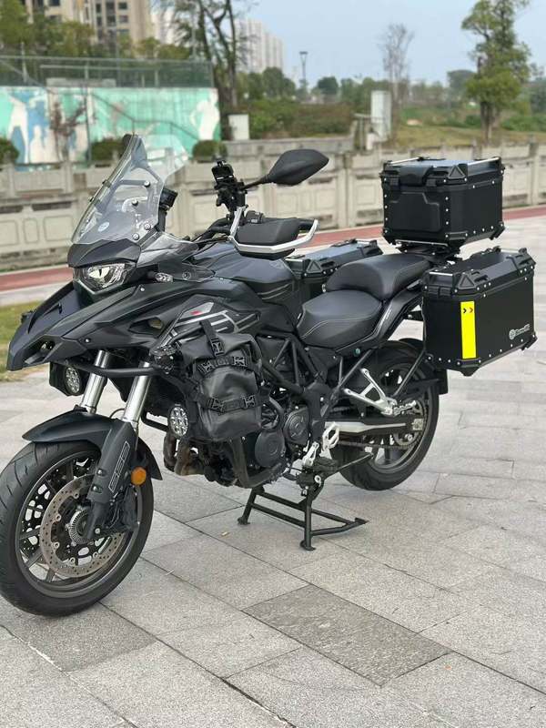 二手贝纳利TRK552