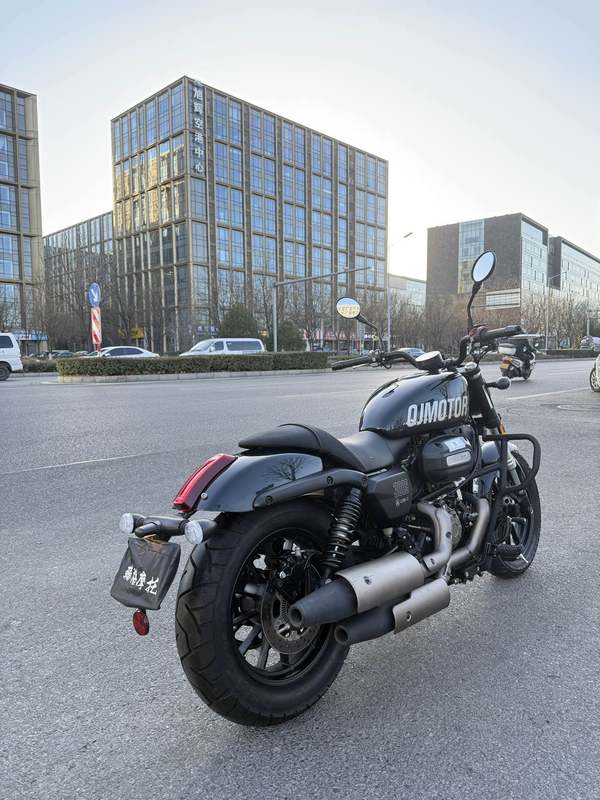 二手QJMOTOR闪300